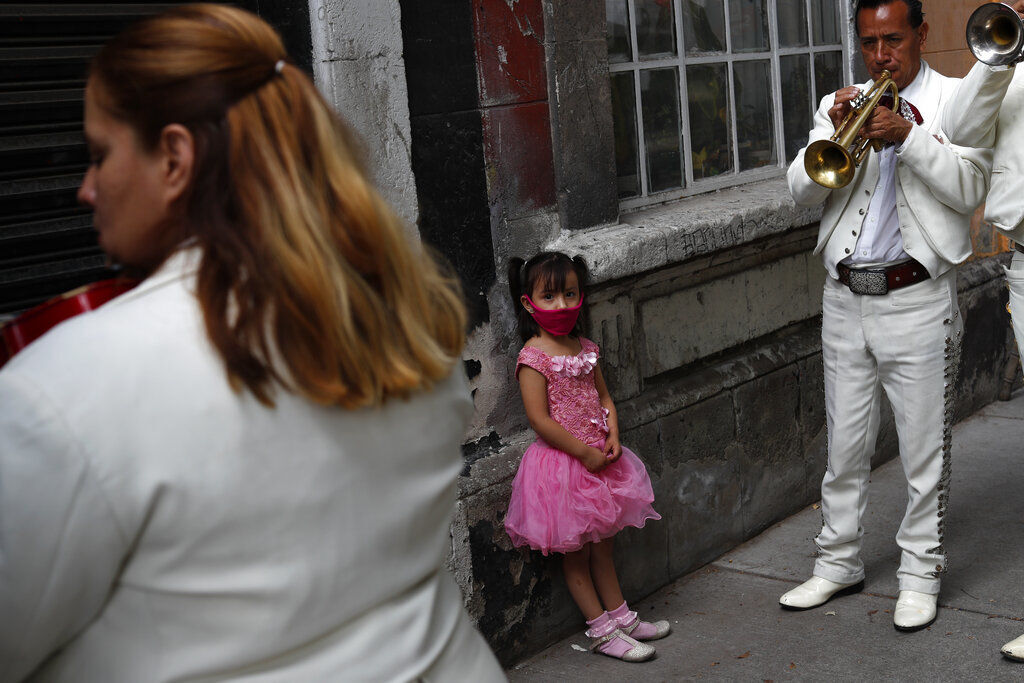 APTOPIX Virus Outbreak Mexico Musicians